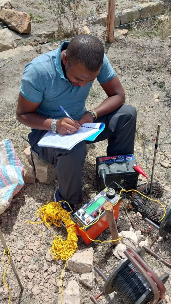 hydrogeological survey